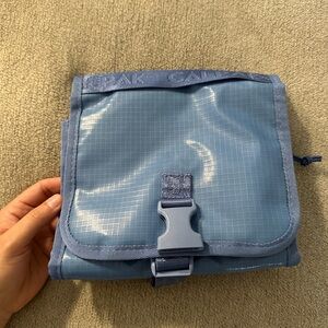 Calpak Terra Hanging Toiletry Bag in Glacier